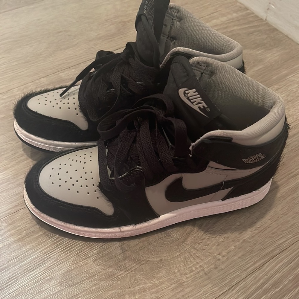 StockX Never worn Nikes kids size 13